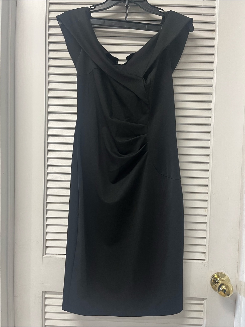 NWT✨Jasambac✨Sleek Black Draped Midi Dress✨M